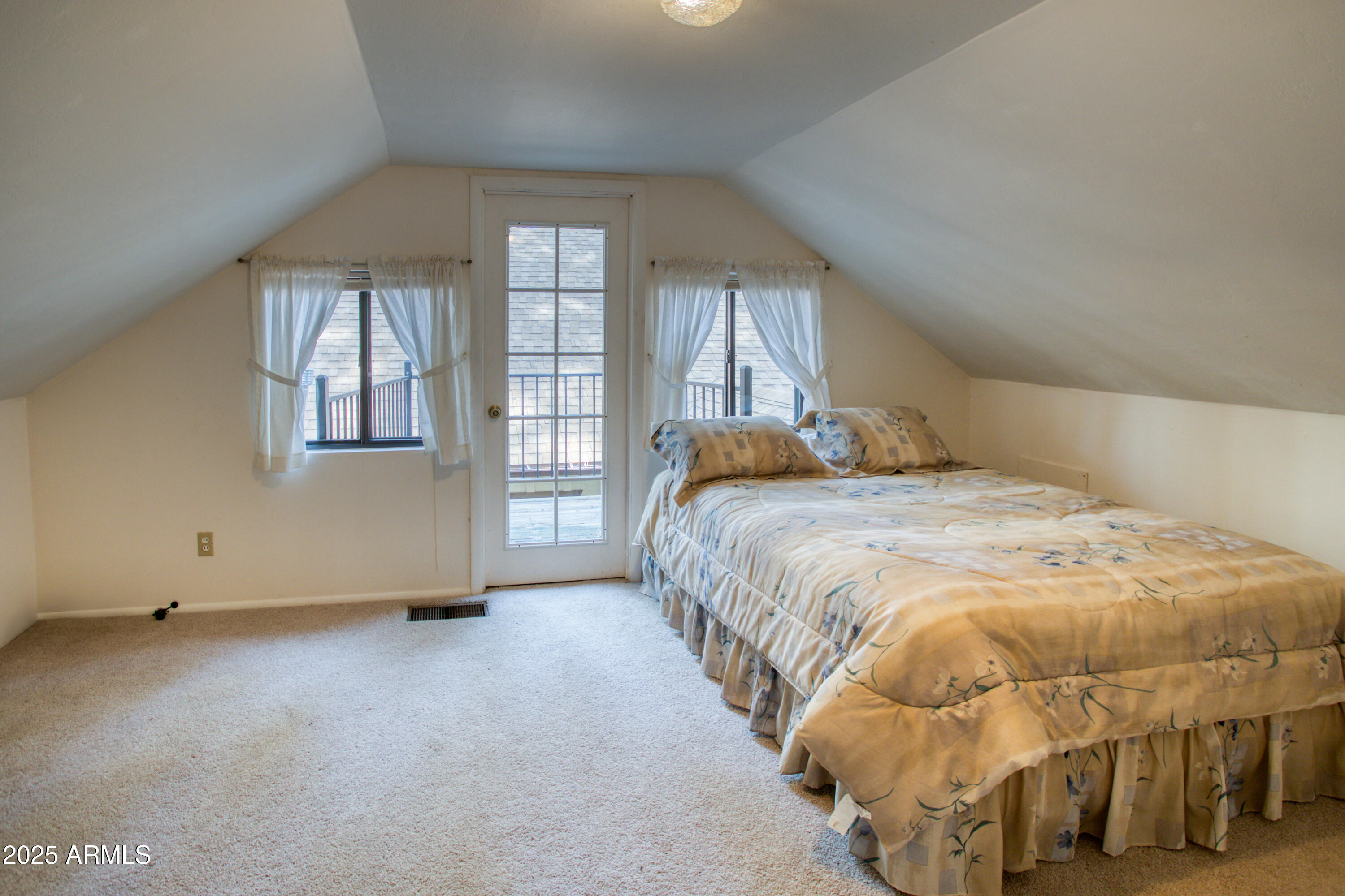 532 S CHIPMUNK Drive