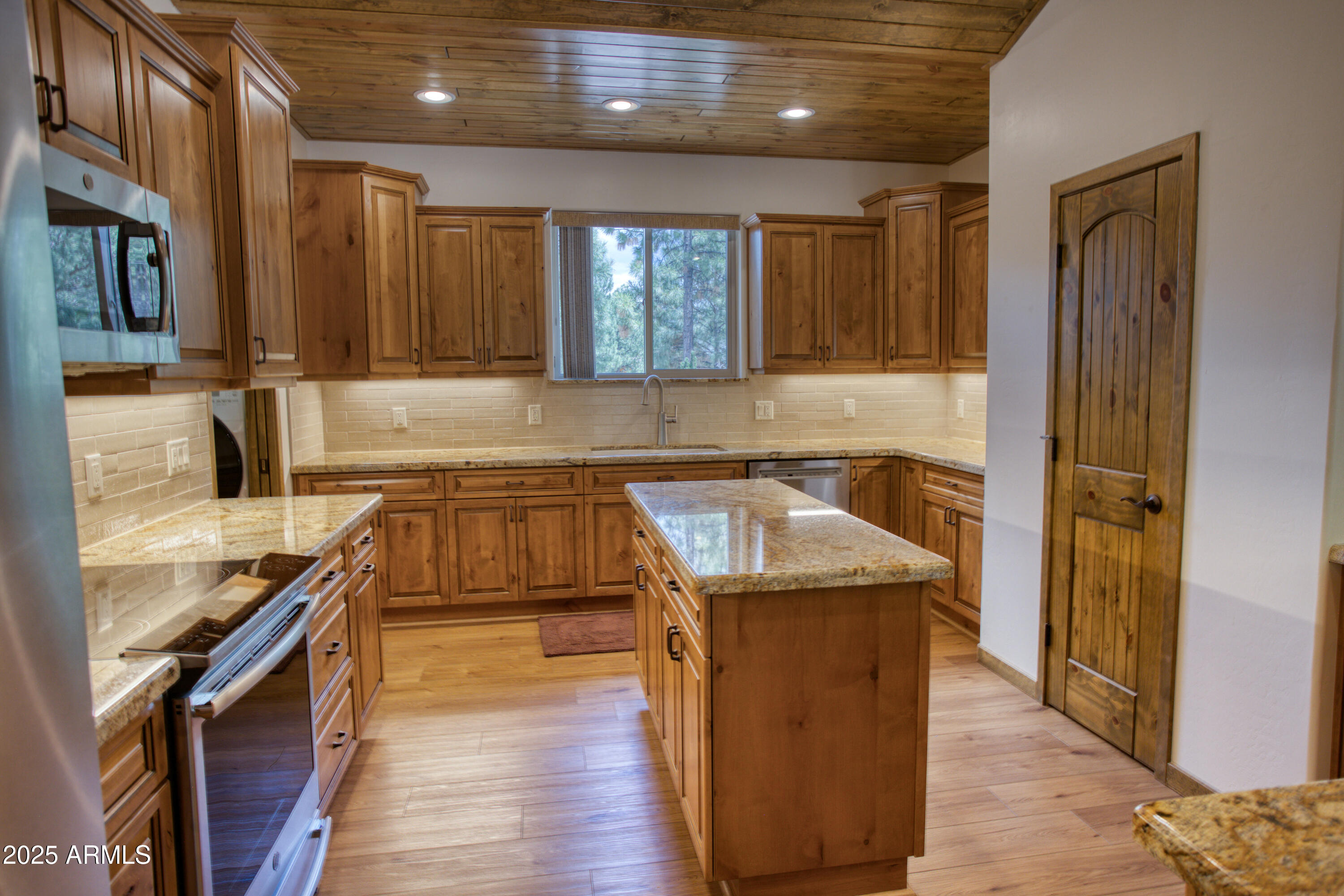 5026 CROOKED CREEK Court