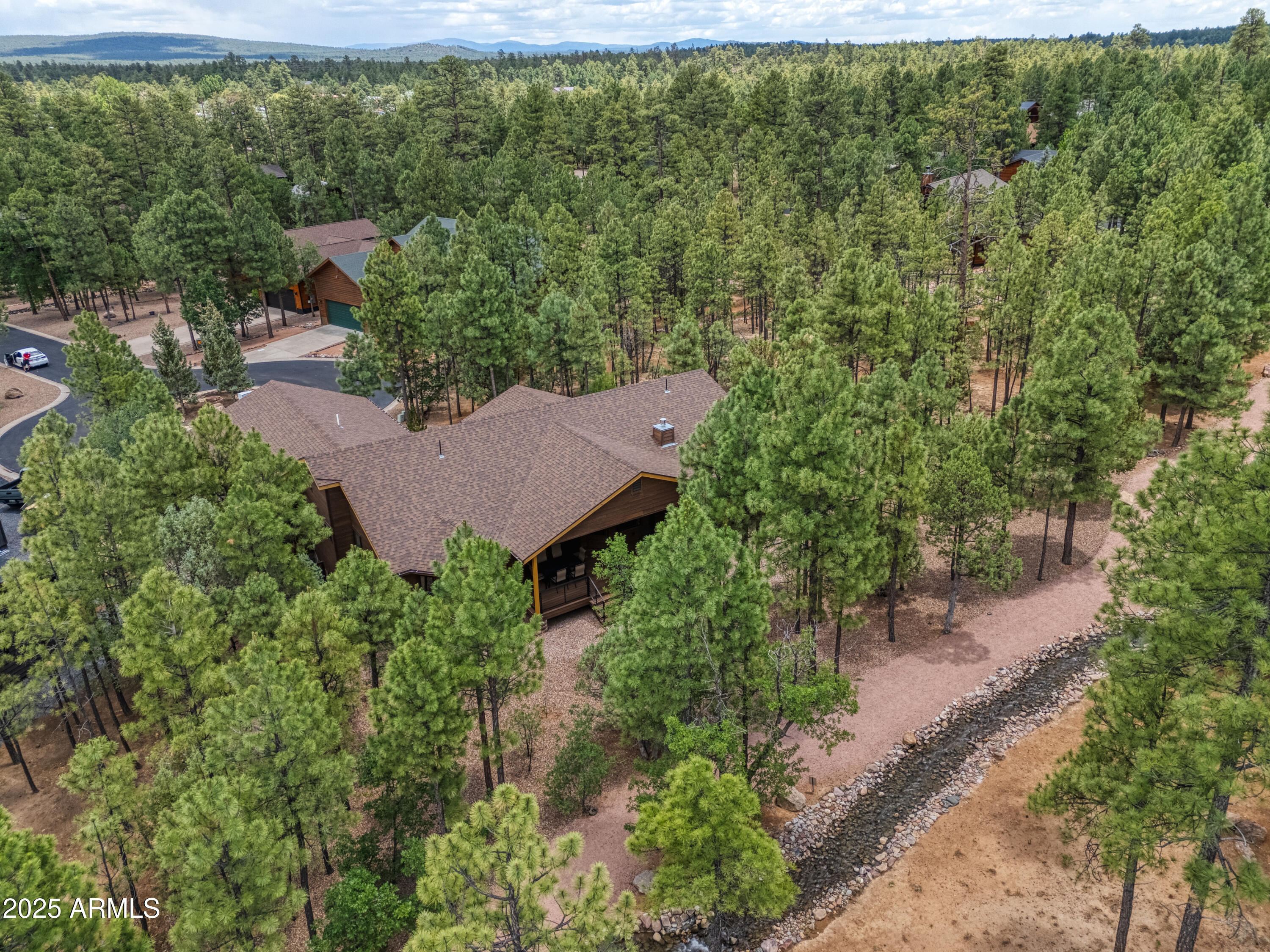 5026 CROOKED CREEK Court