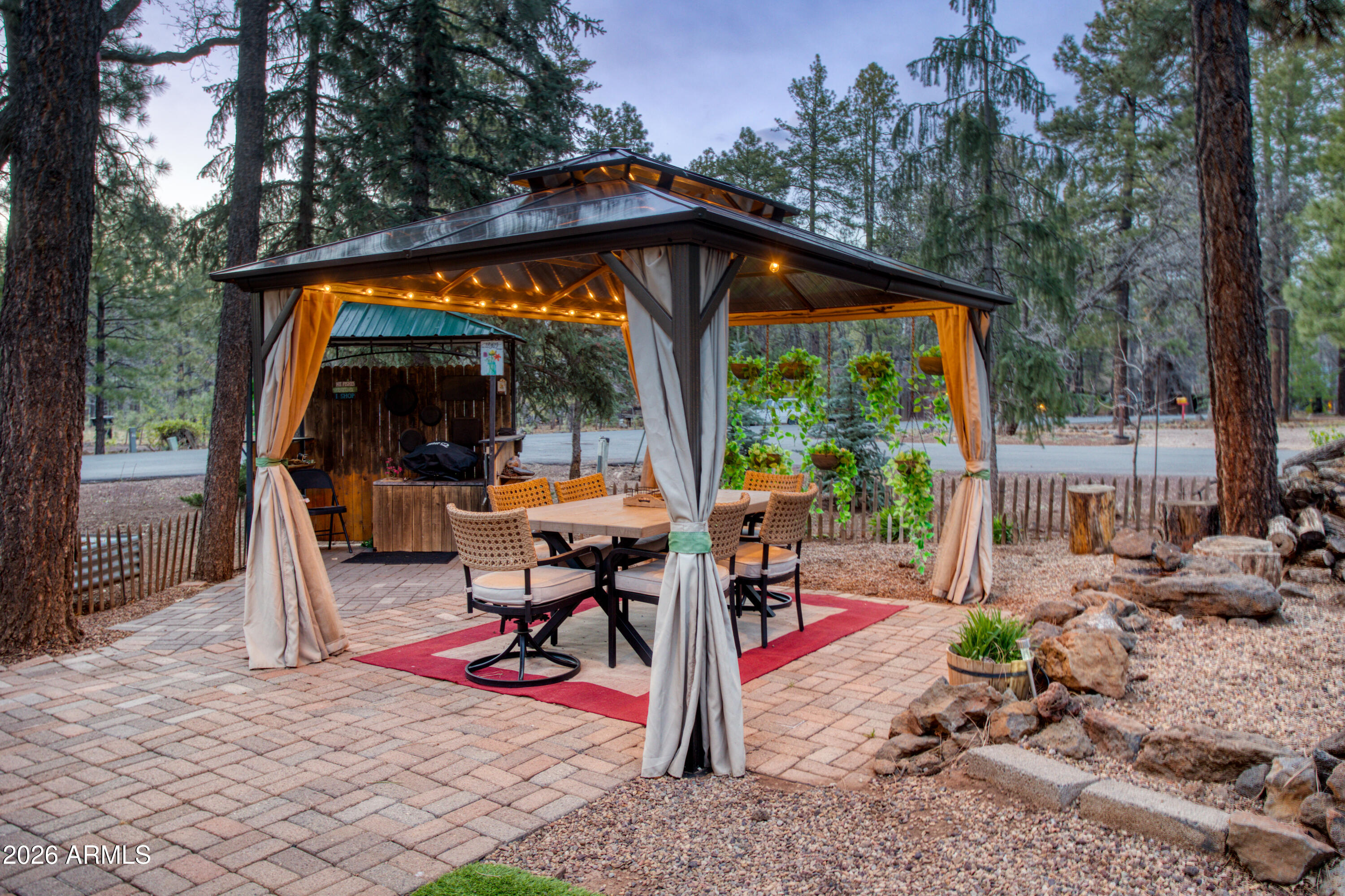 4211 Pinetree Lane