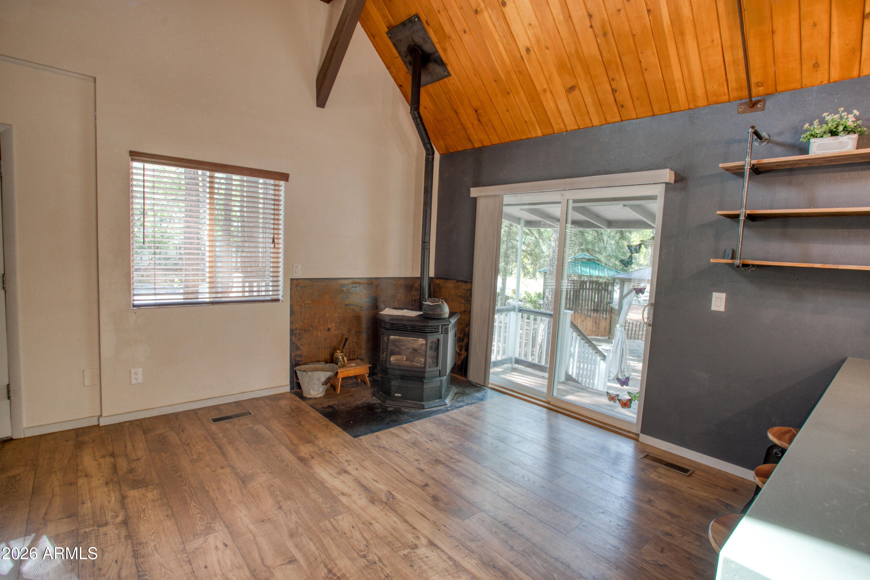 4211 Pinetree Lane