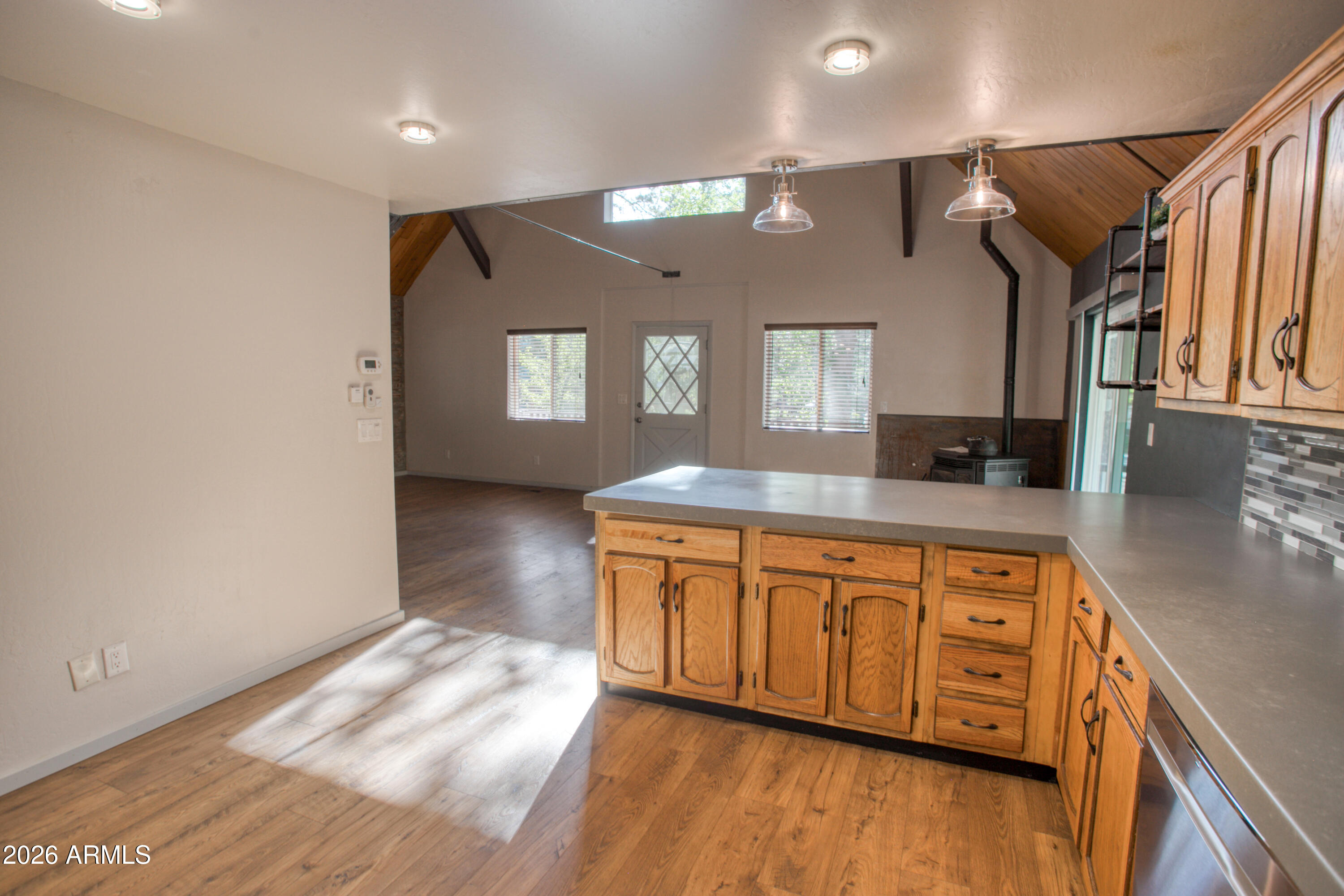 4211 Pinetree Lane