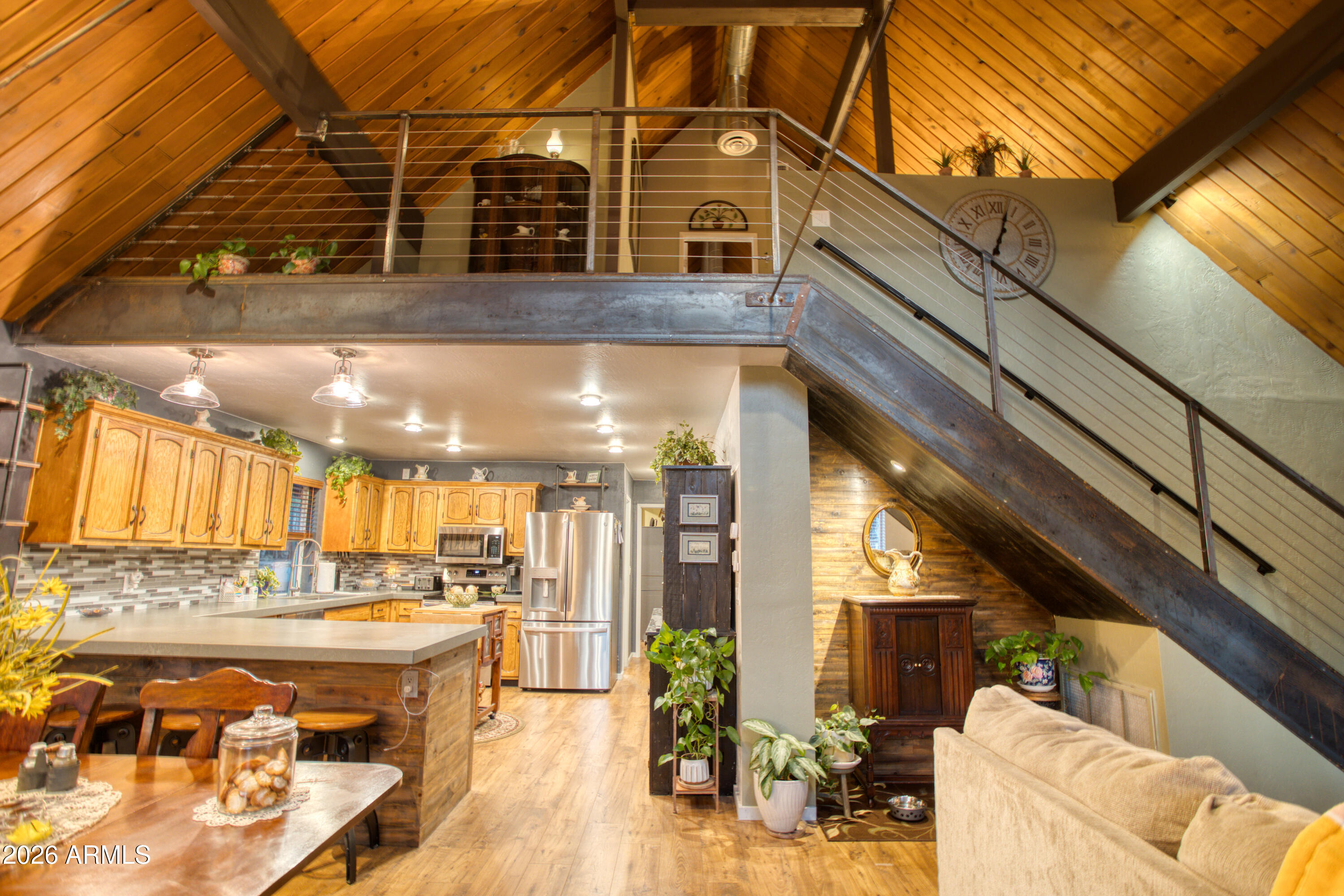 4211 Pinetree Lane