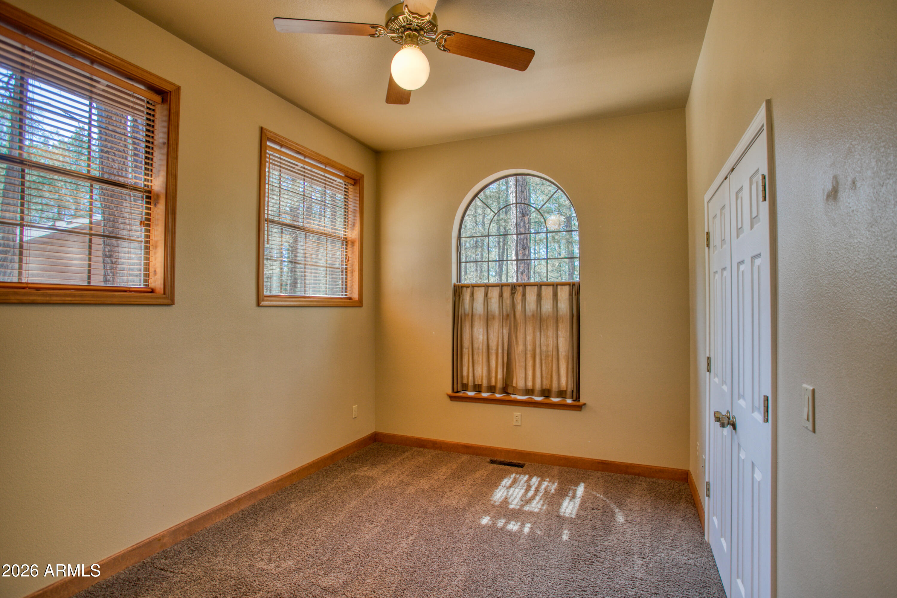 7048 MOON CREEK Circle