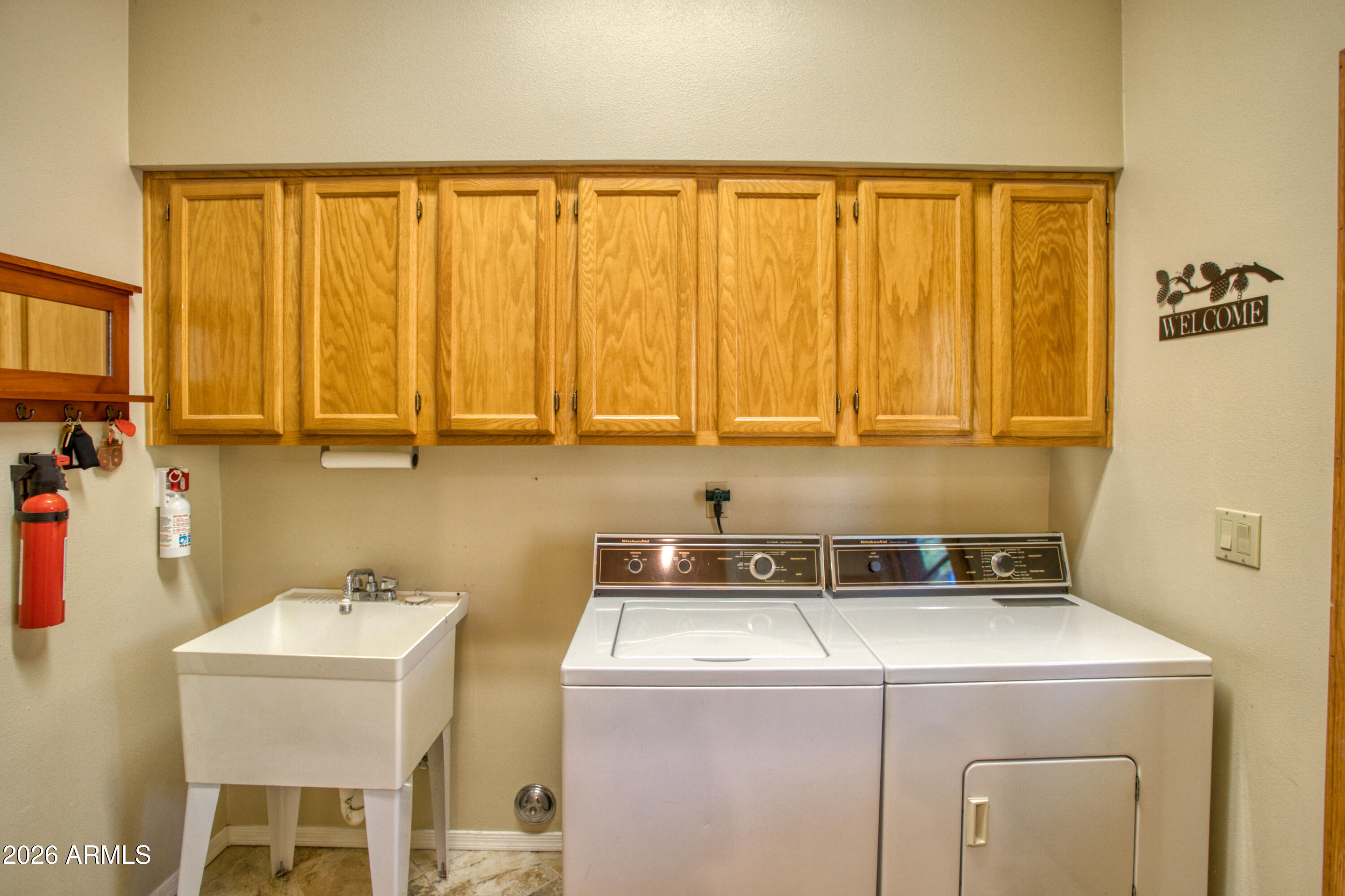 7048 MOON CREEK Circle