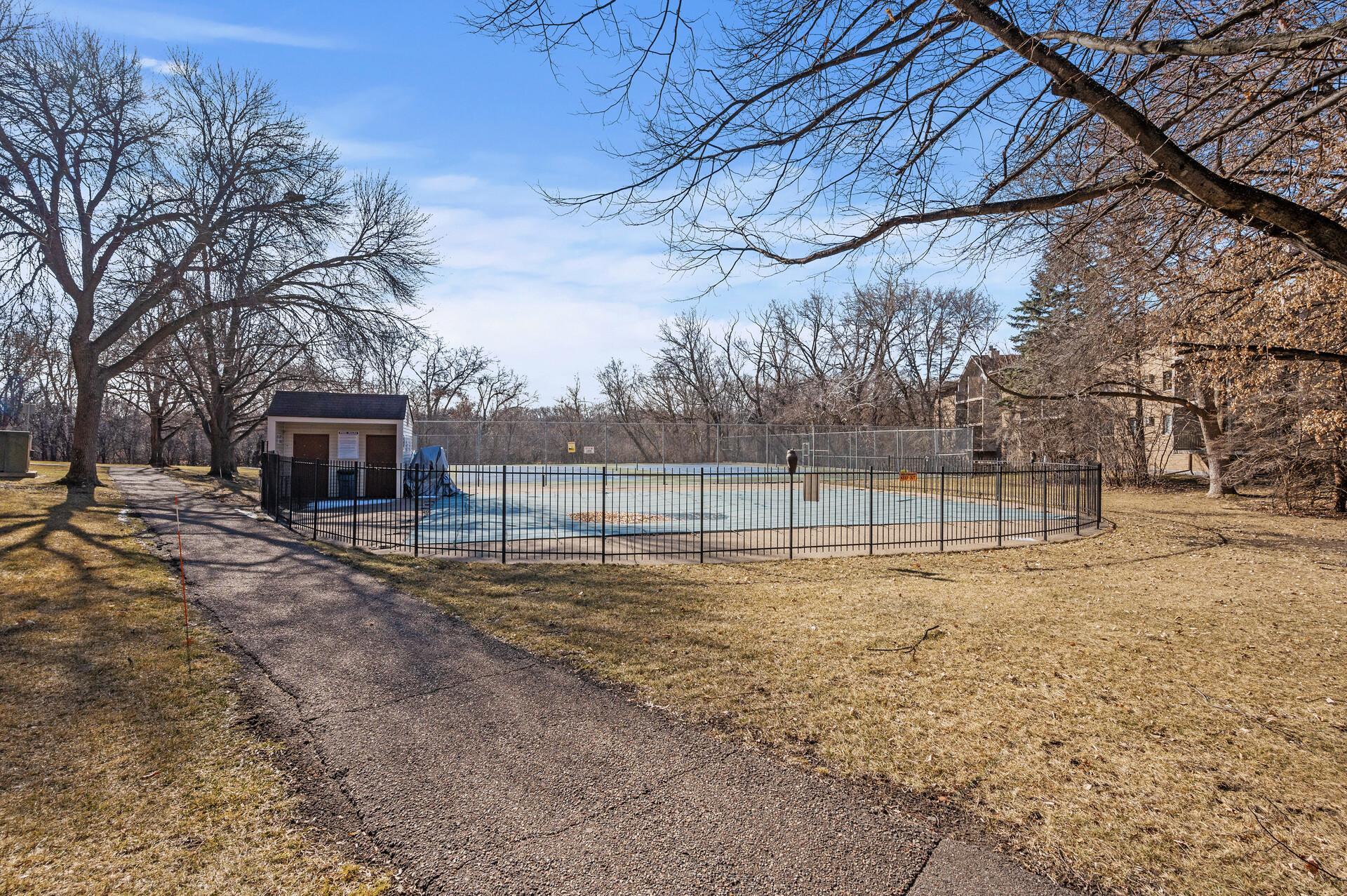 10441 Greenbrier Road Unit: 313