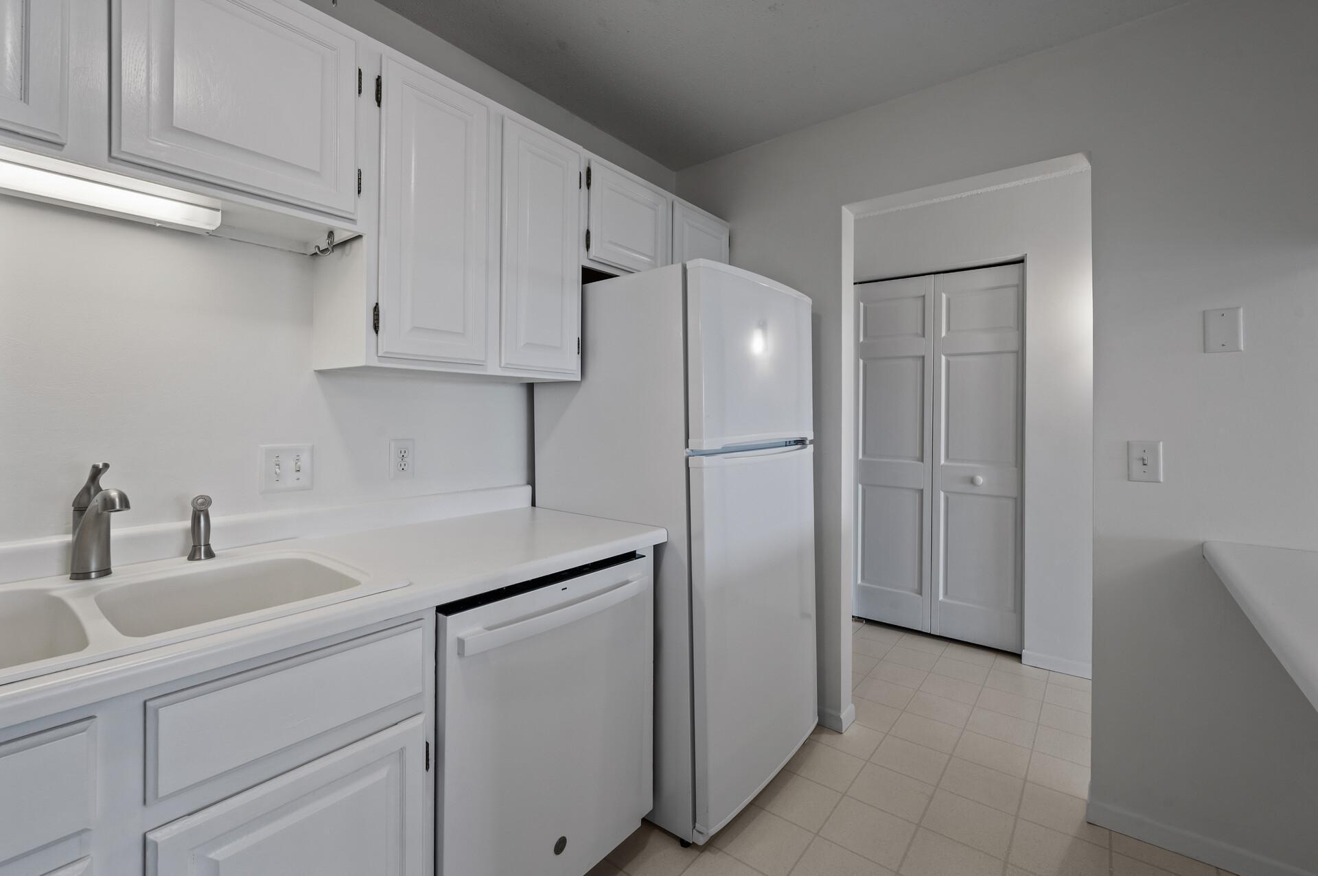 10441 Greenbrier Road Unit: 313