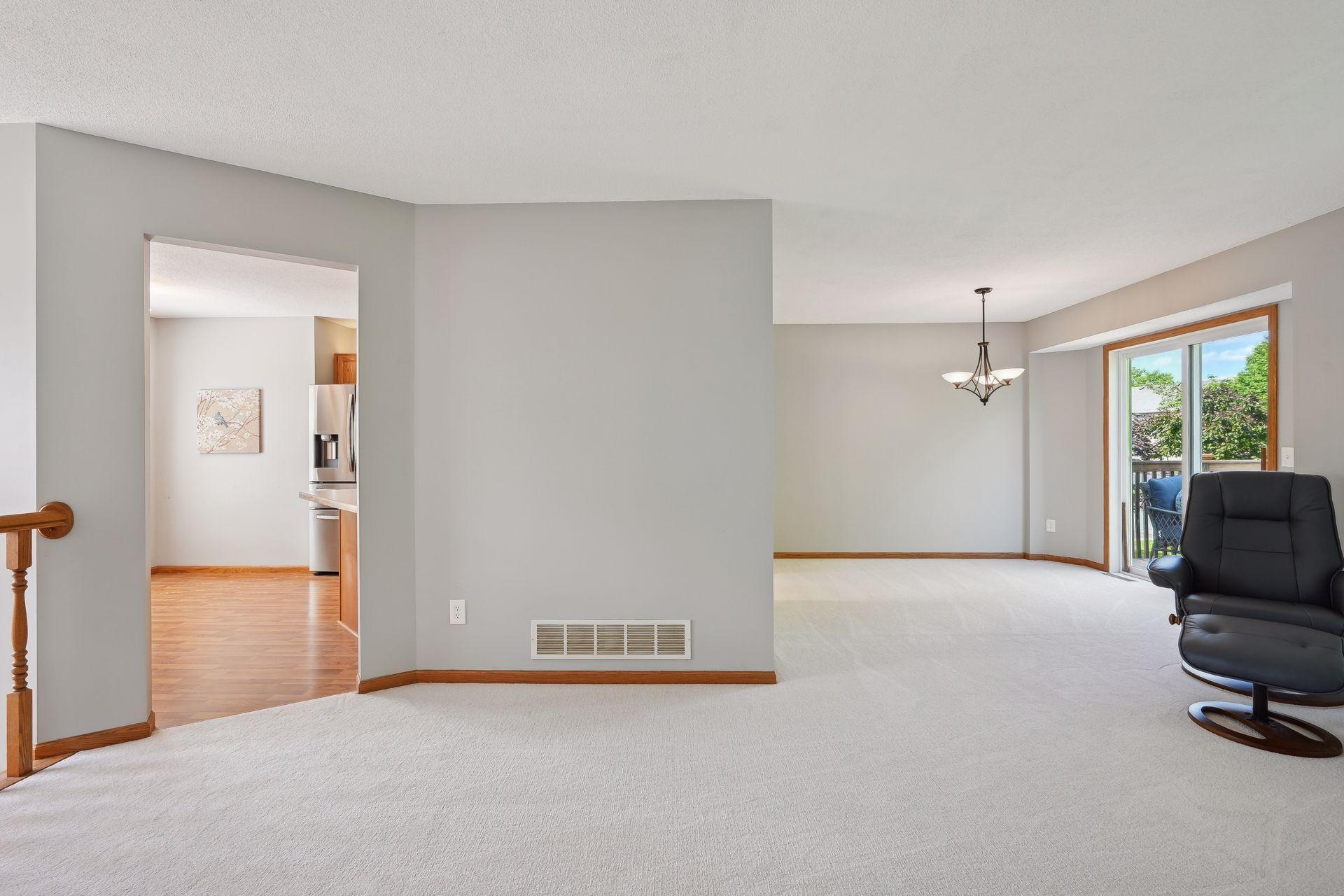 8090 Prairie Trail