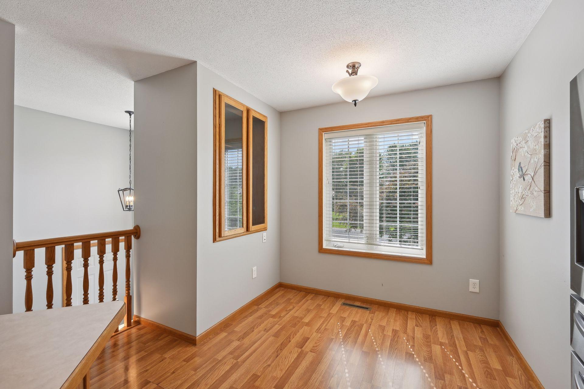 8090 Prairie Trail