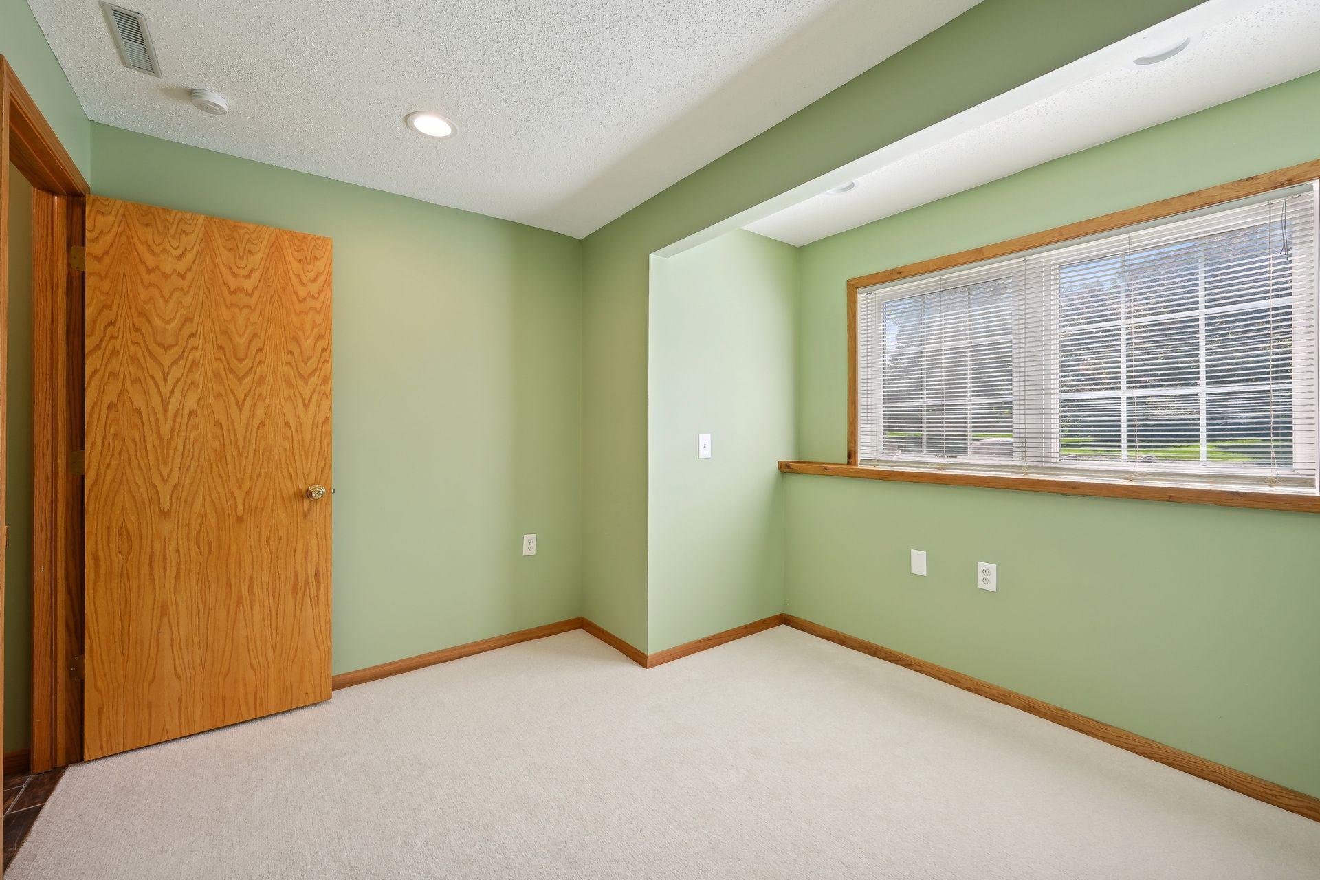 8090 Prairie Trail