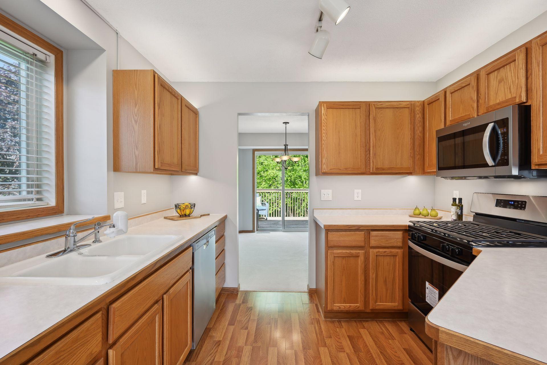 8090 Prairie Trail