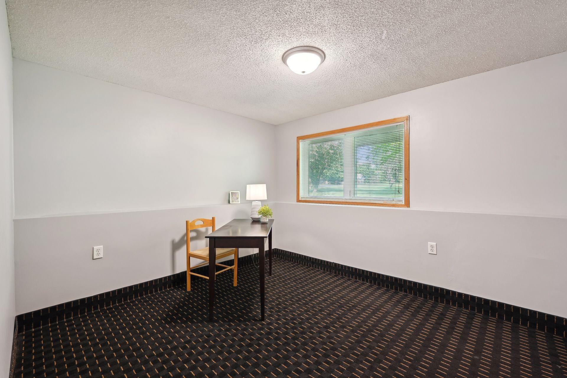 8090 Prairie Trail