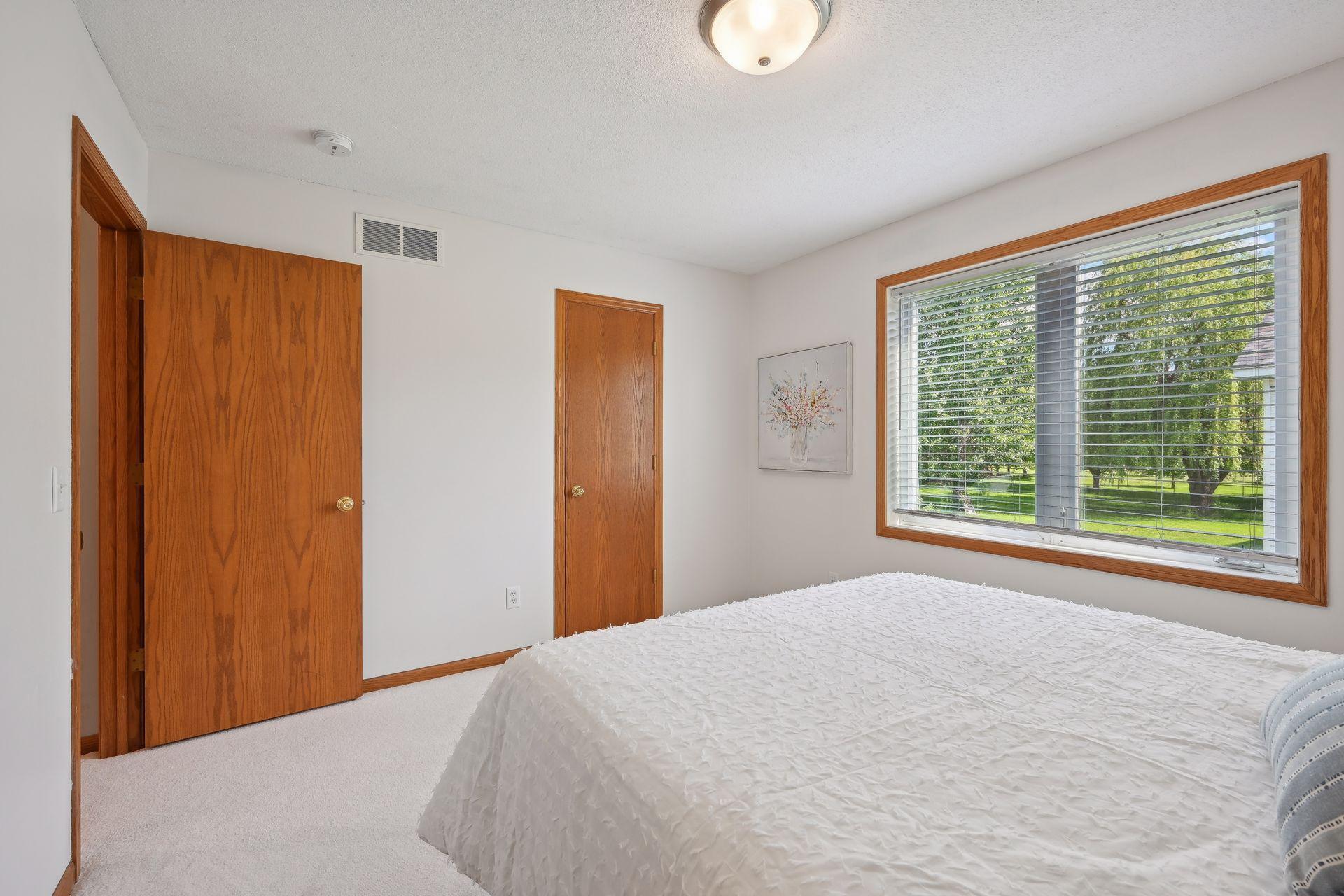 8090 Prairie Trail