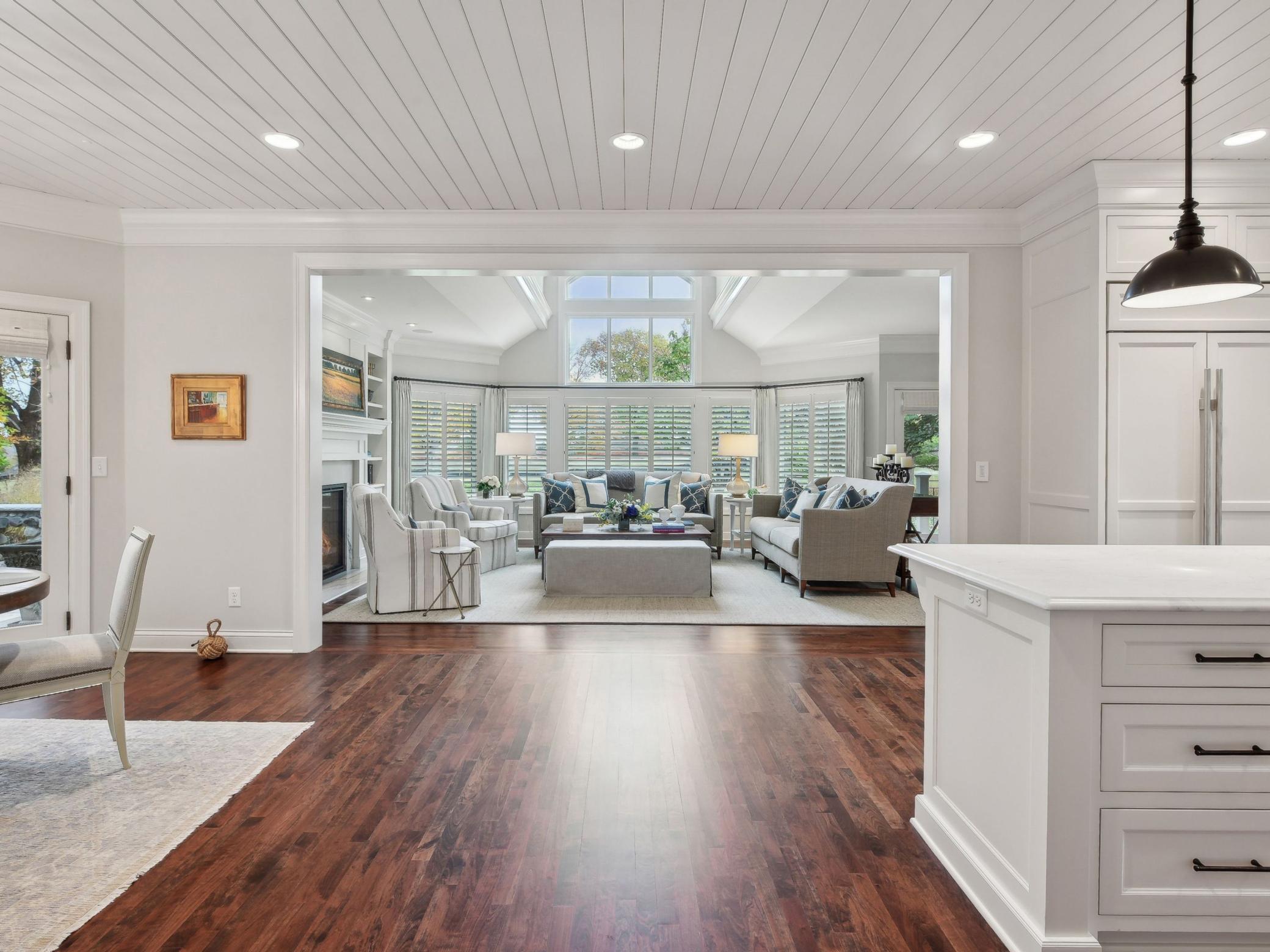 450 Old Long Lake Road