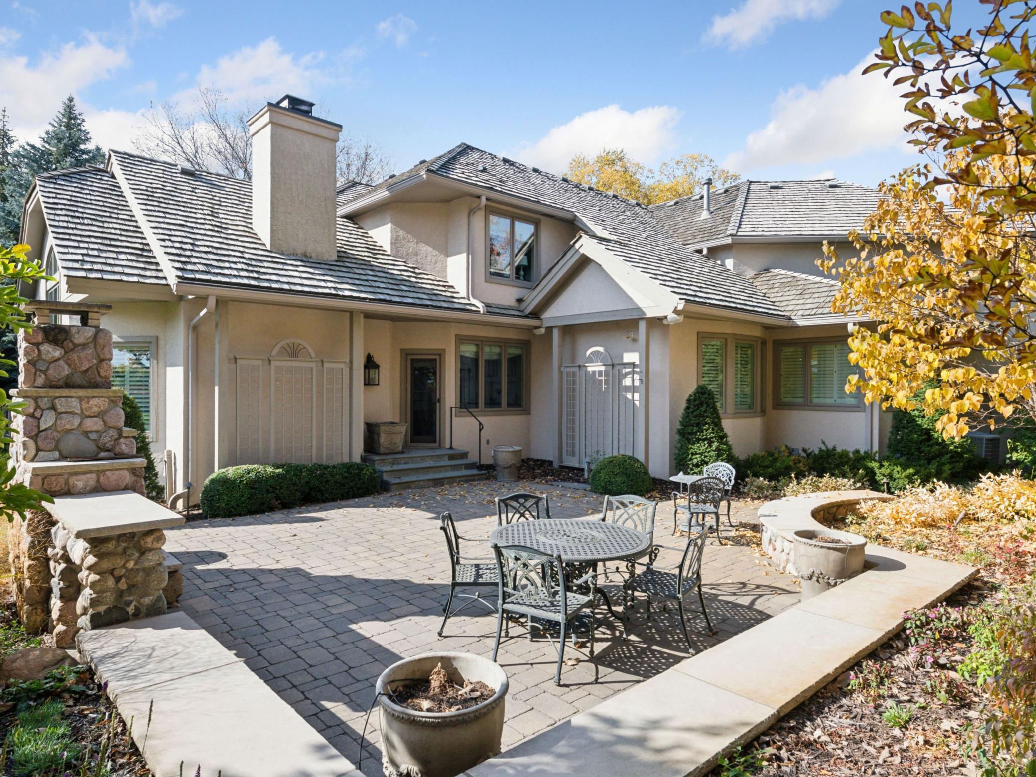 450 Old Long Lake Road
