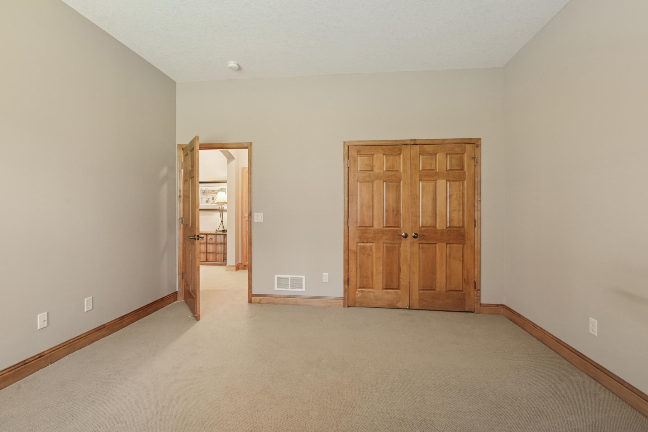 14310 56th Avenue N
