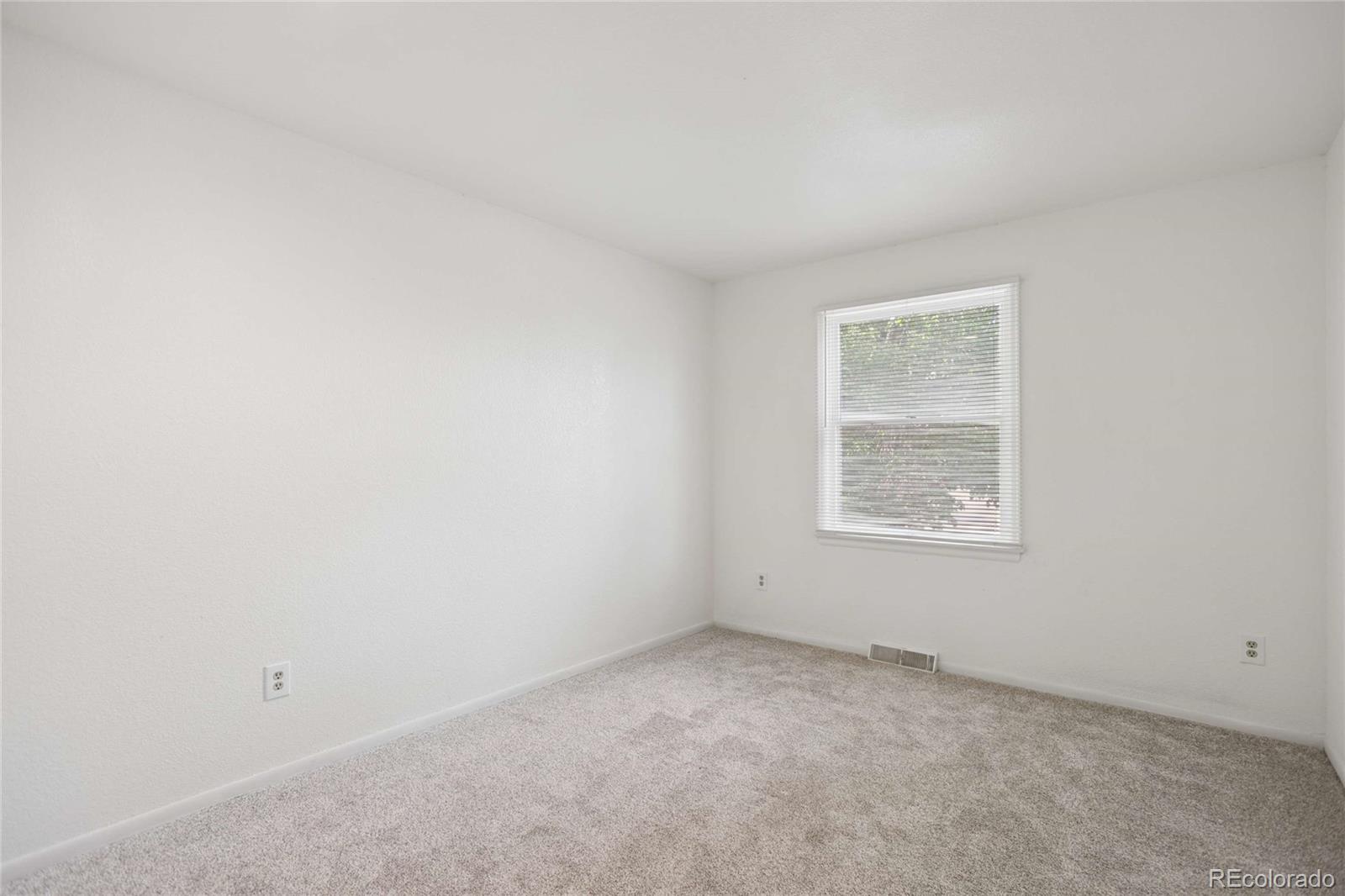 13958 E Idaho Drive