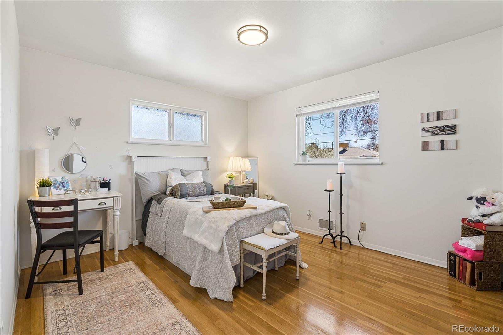 7540 W Calahan Avenue