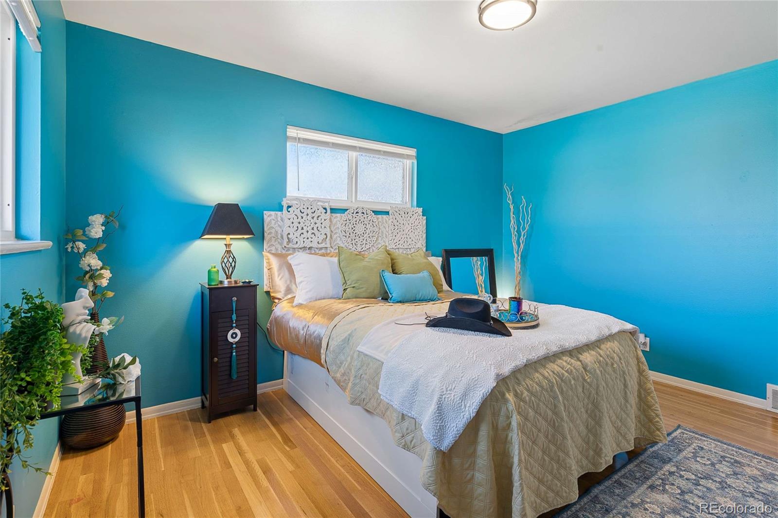 7540 W Calahan Avenue