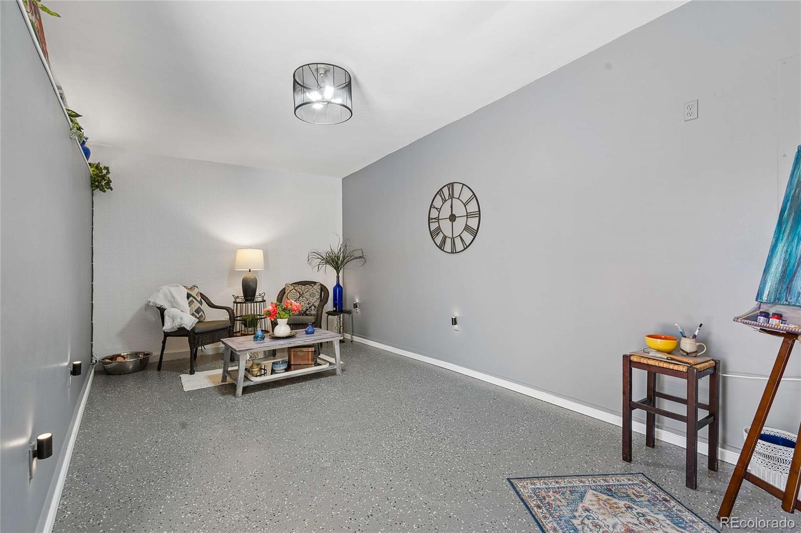 7540 W Calahan Avenue