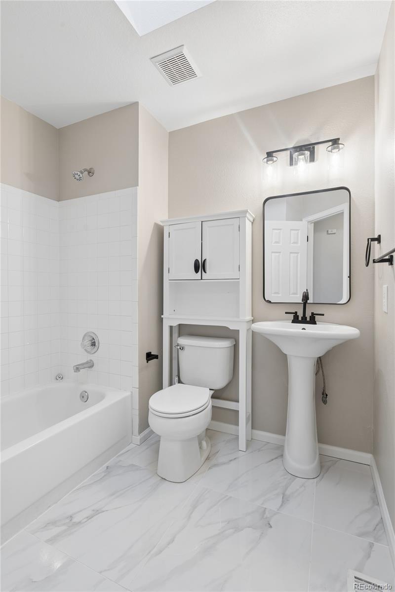 10606 Hyacinth Court