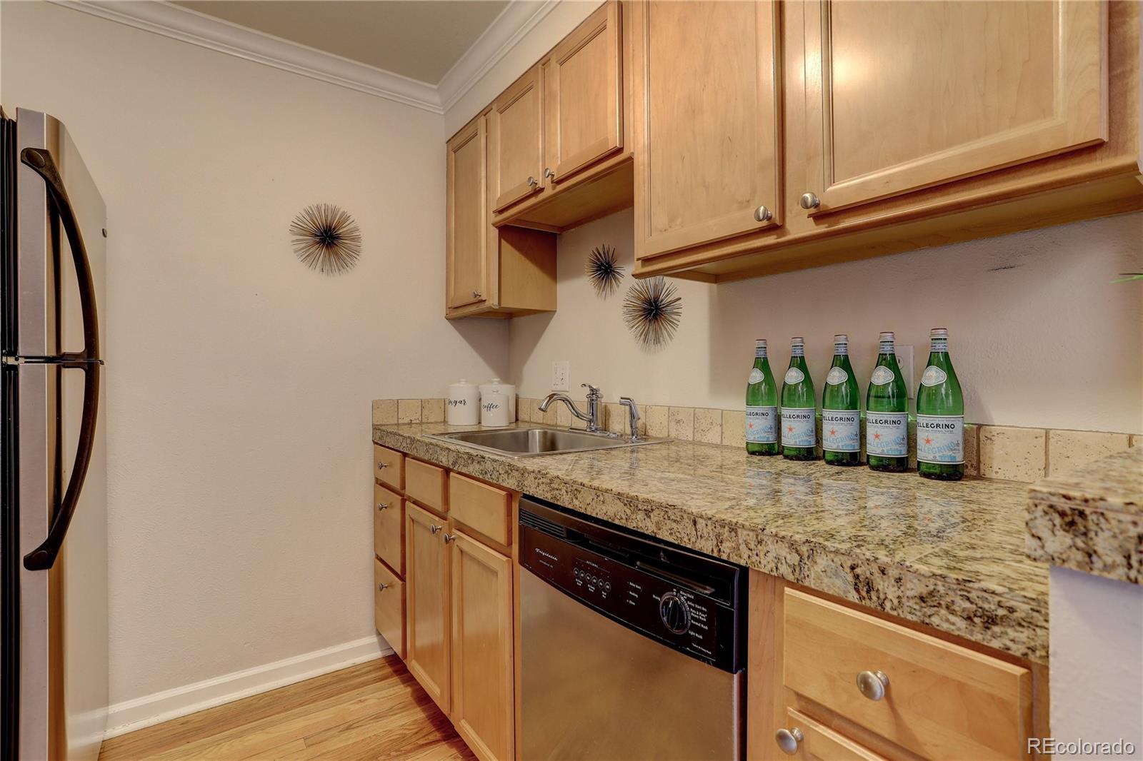 10 N Ogden Street Unit: 204