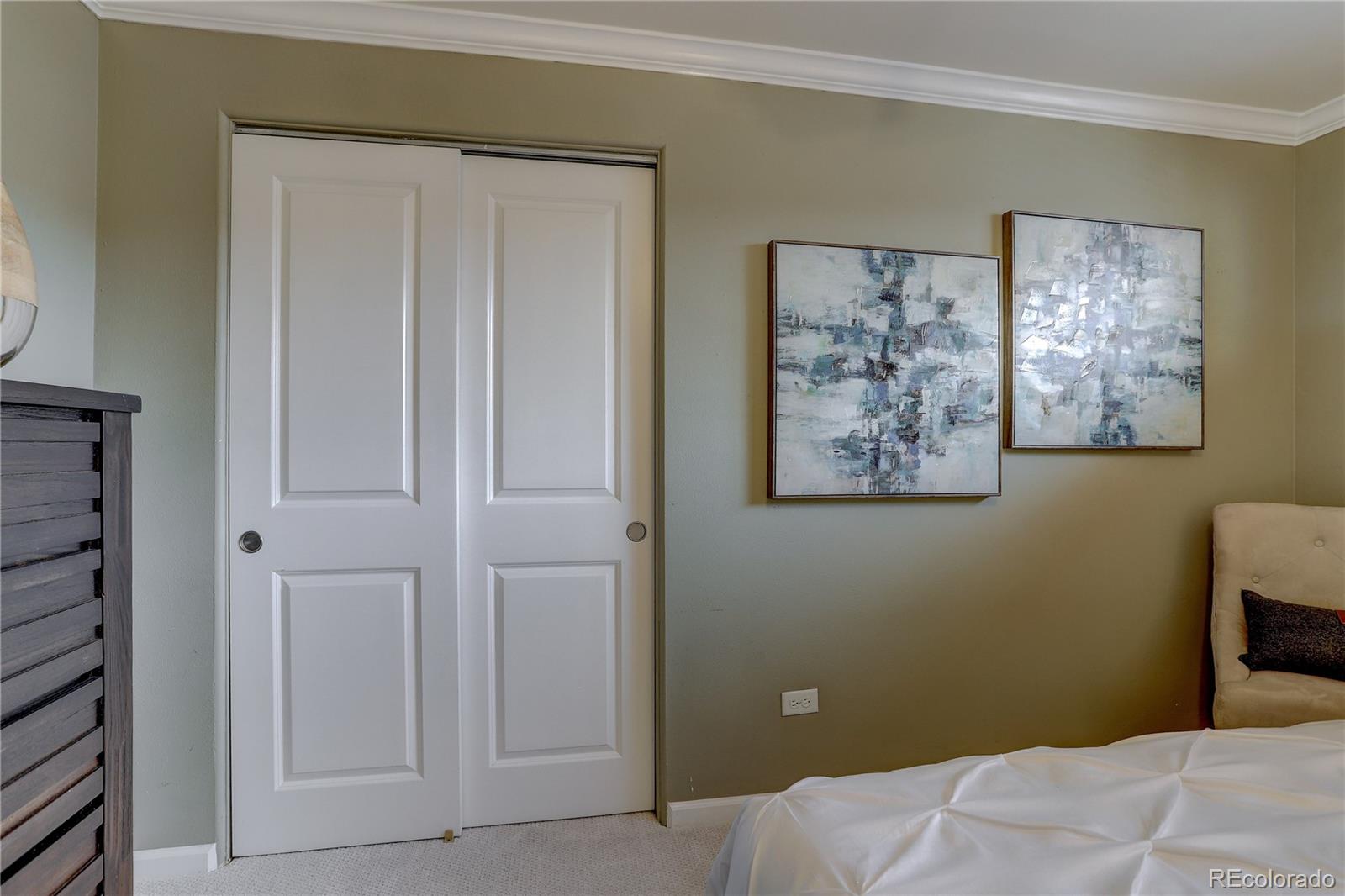 10 N Ogden Street Unit: 204