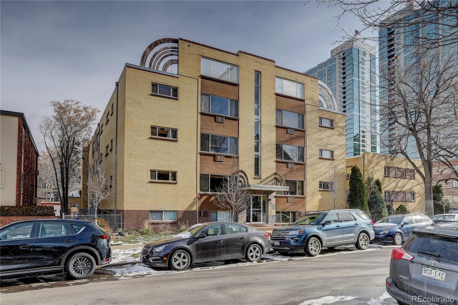 10 N Ogden Street Unit: 204