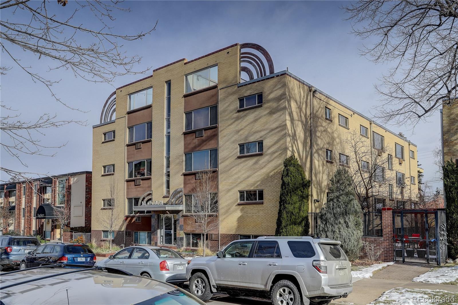 10 N Ogden Street Unit: 204