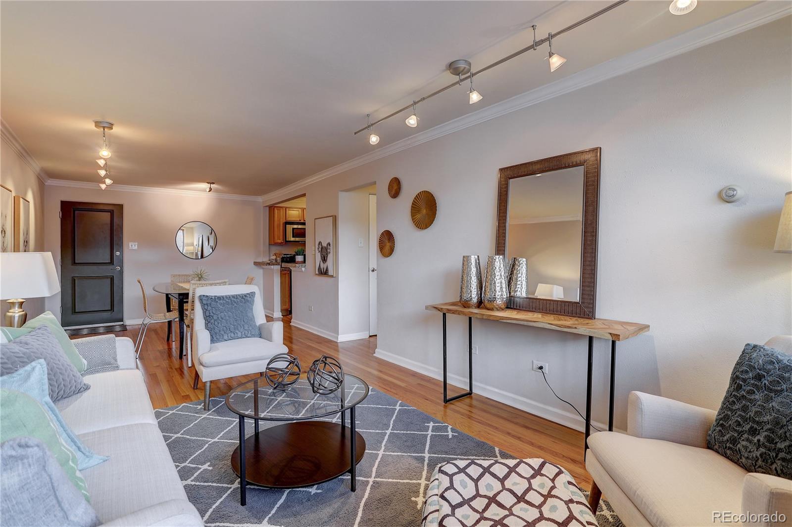 10 N Ogden Street Unit: 204