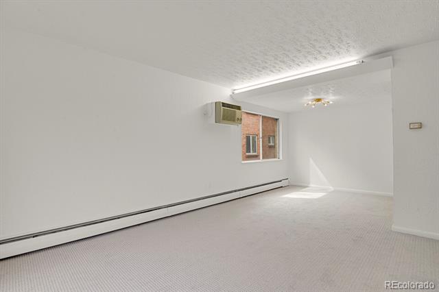 1149 Columbine Street Unit: 202