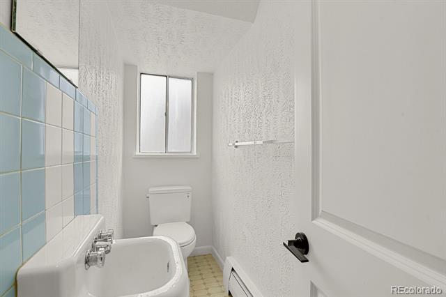 1149 Columbine Street Unit: 202