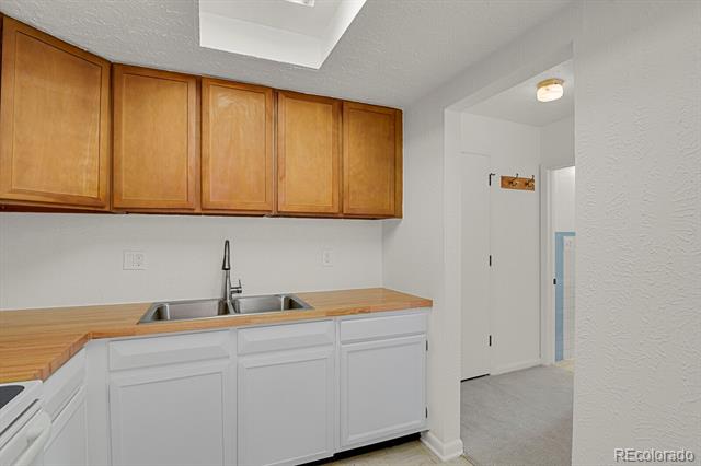 1149 Columbine Street Unit: 202
