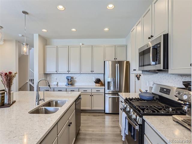 19112 E 65th Place