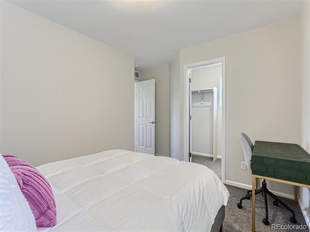 19112 E 65th Place