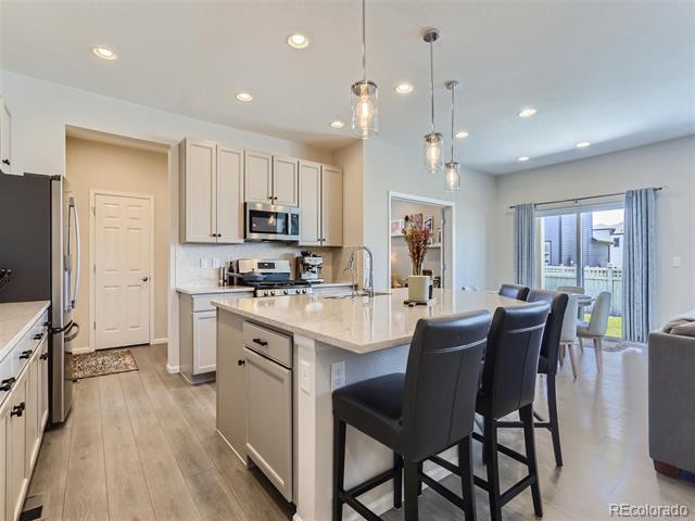19112 E 65th Place