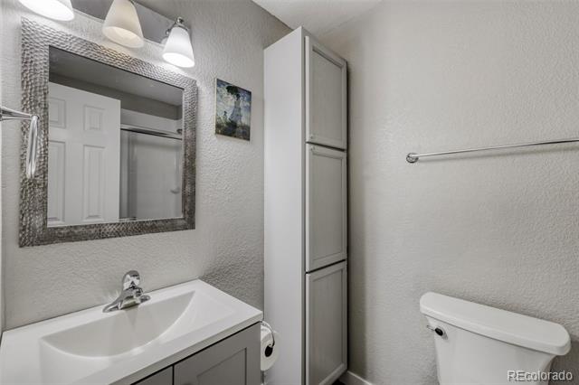 857 S Van Gordon Court Unit: I204