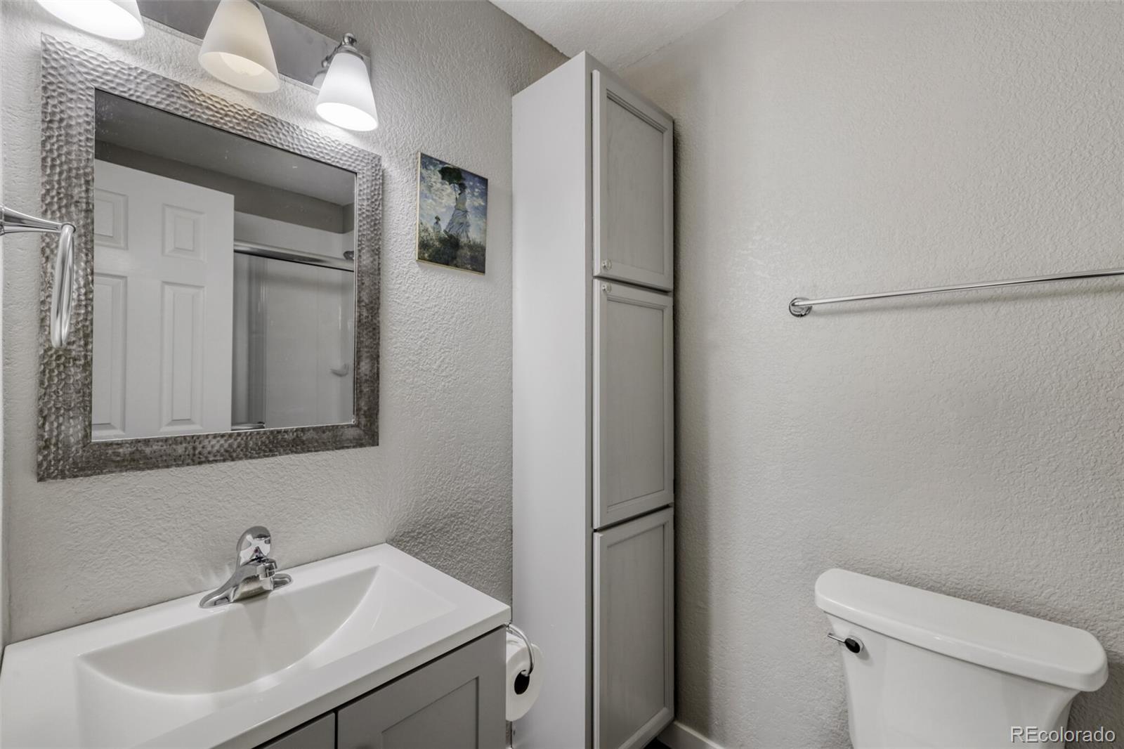 857 S Van Gordon Court Unit: I204