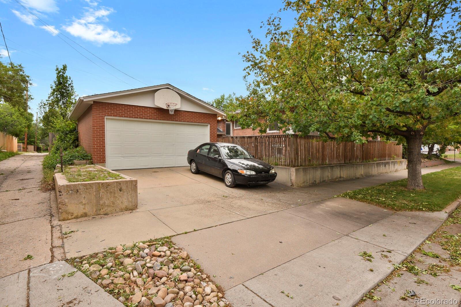 1890 Cherry Street