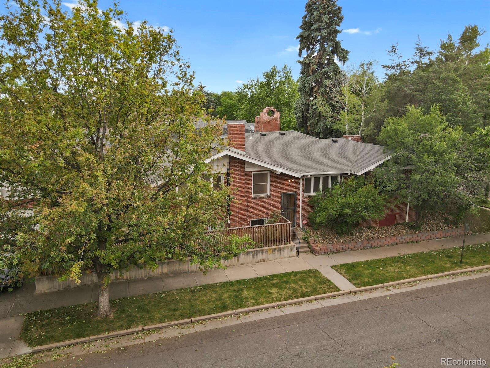 1890 Cherry Street