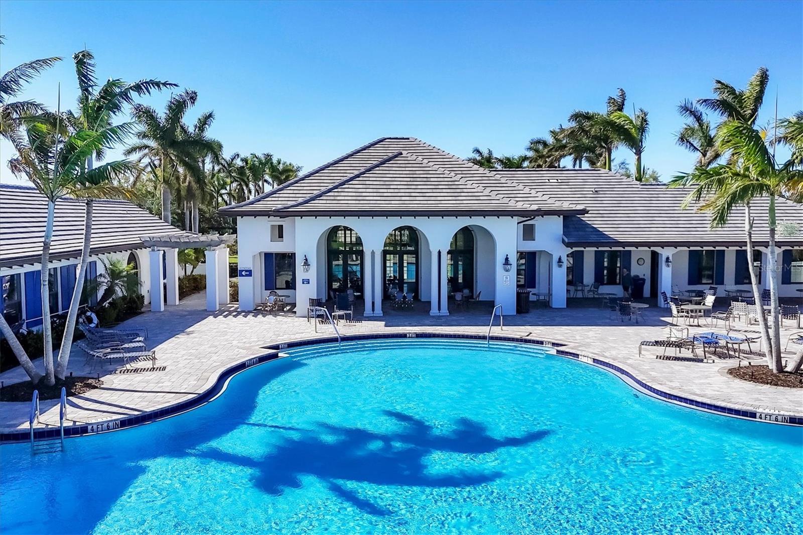 2628 SAPPHIRE BLUE LN