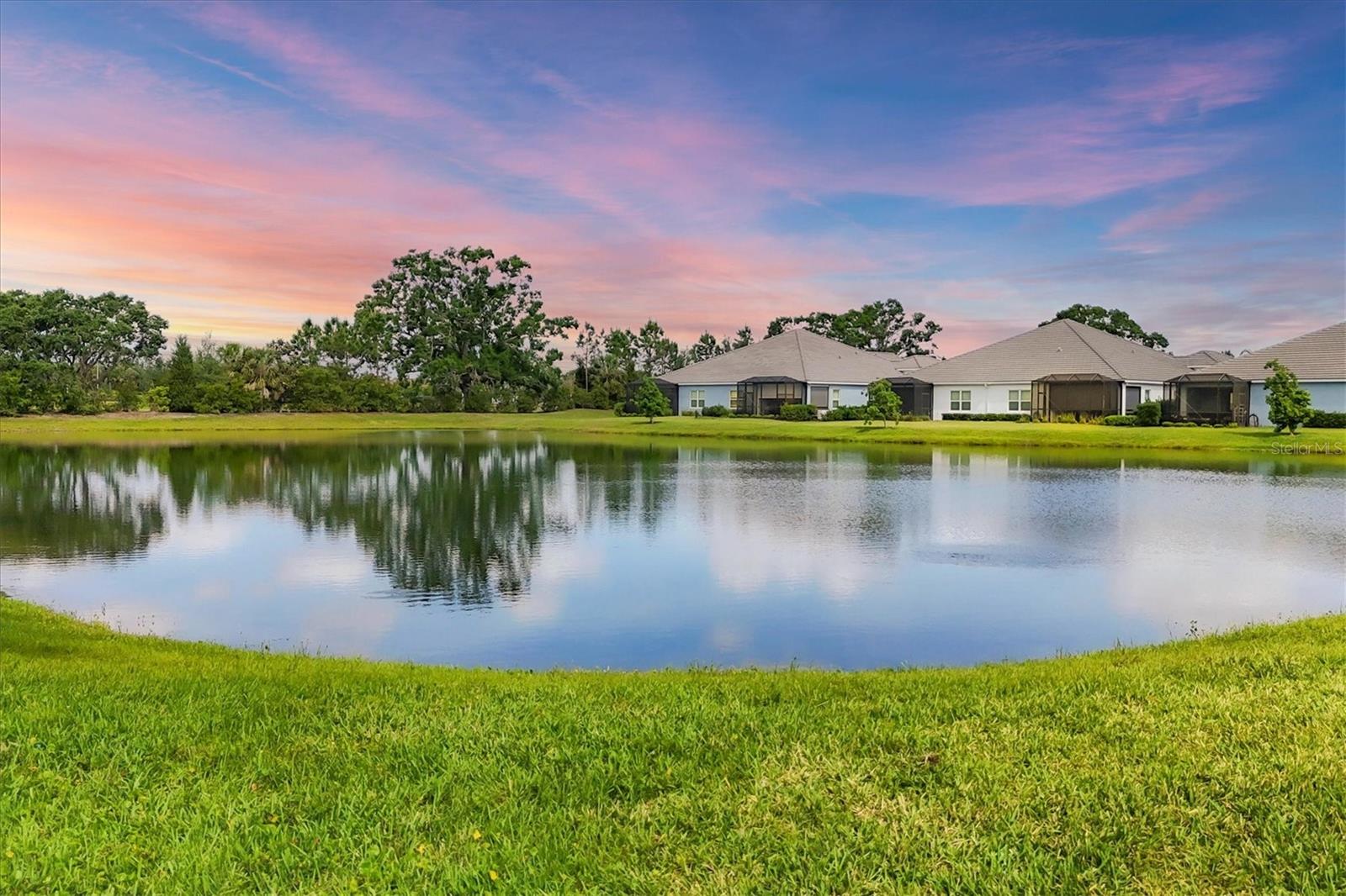 2628 SAPPHIRE BLUE LN