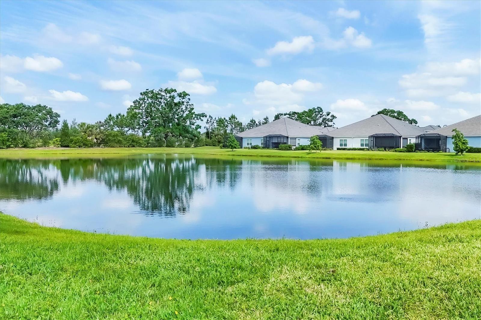 2628 SAPPHIRE BLUE LN