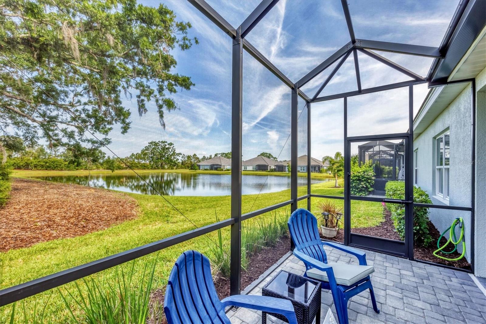 2628 SAPPHIRE BLUE LN