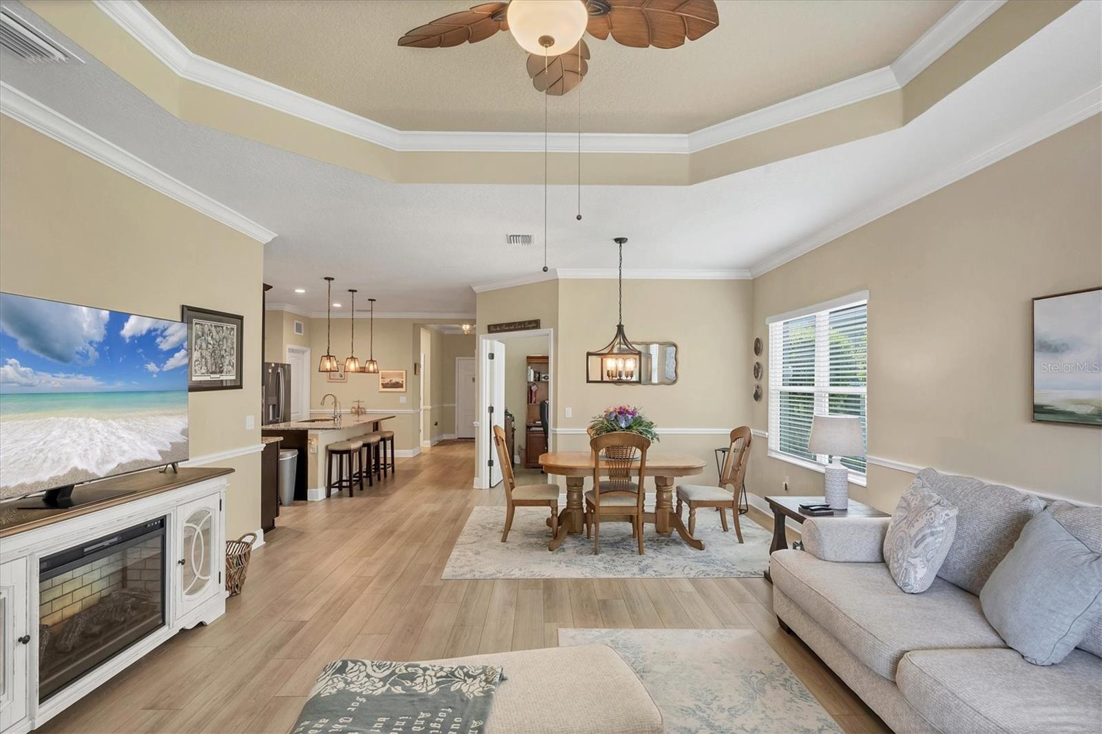 2628 SAPPHIRE BLUE LN