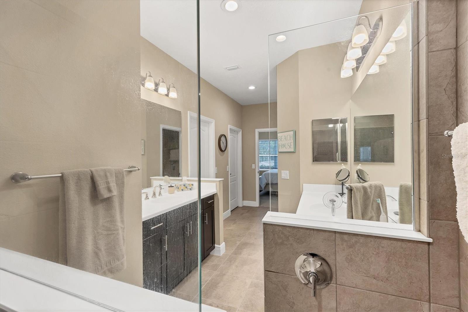 2628 SAPPHIRE BLUE LN