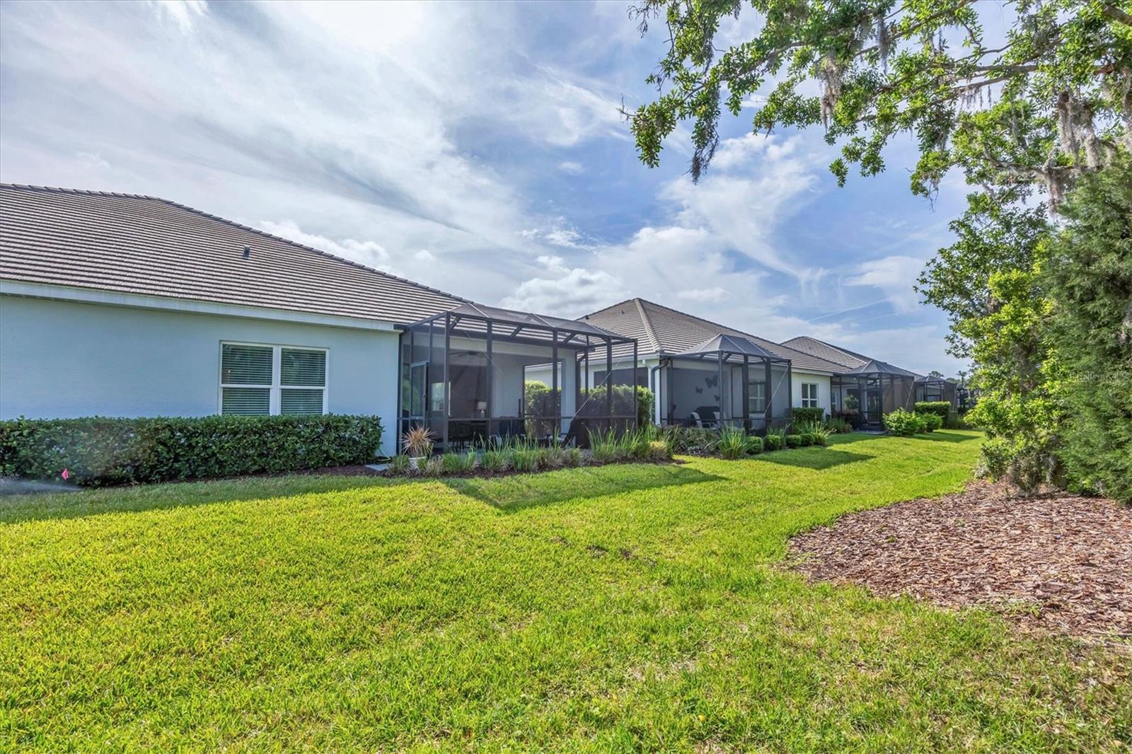 2628 SAPPHIRE BLUE LN