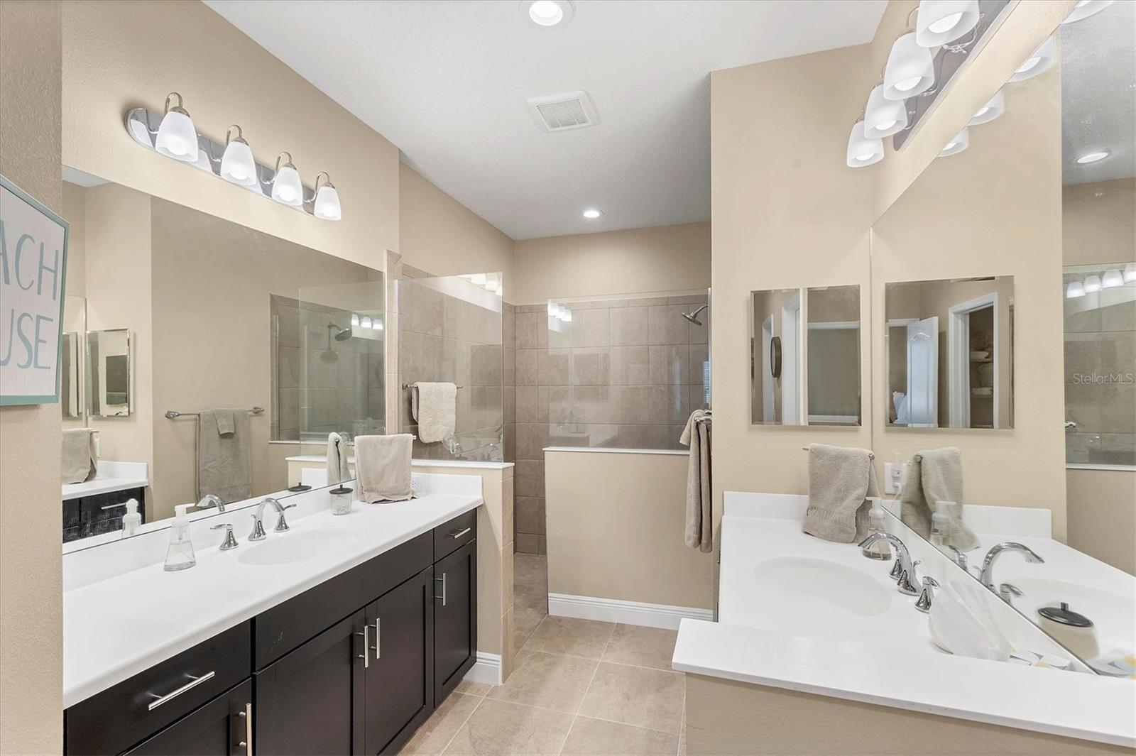 2628 SAPPHIRE BLUE LN