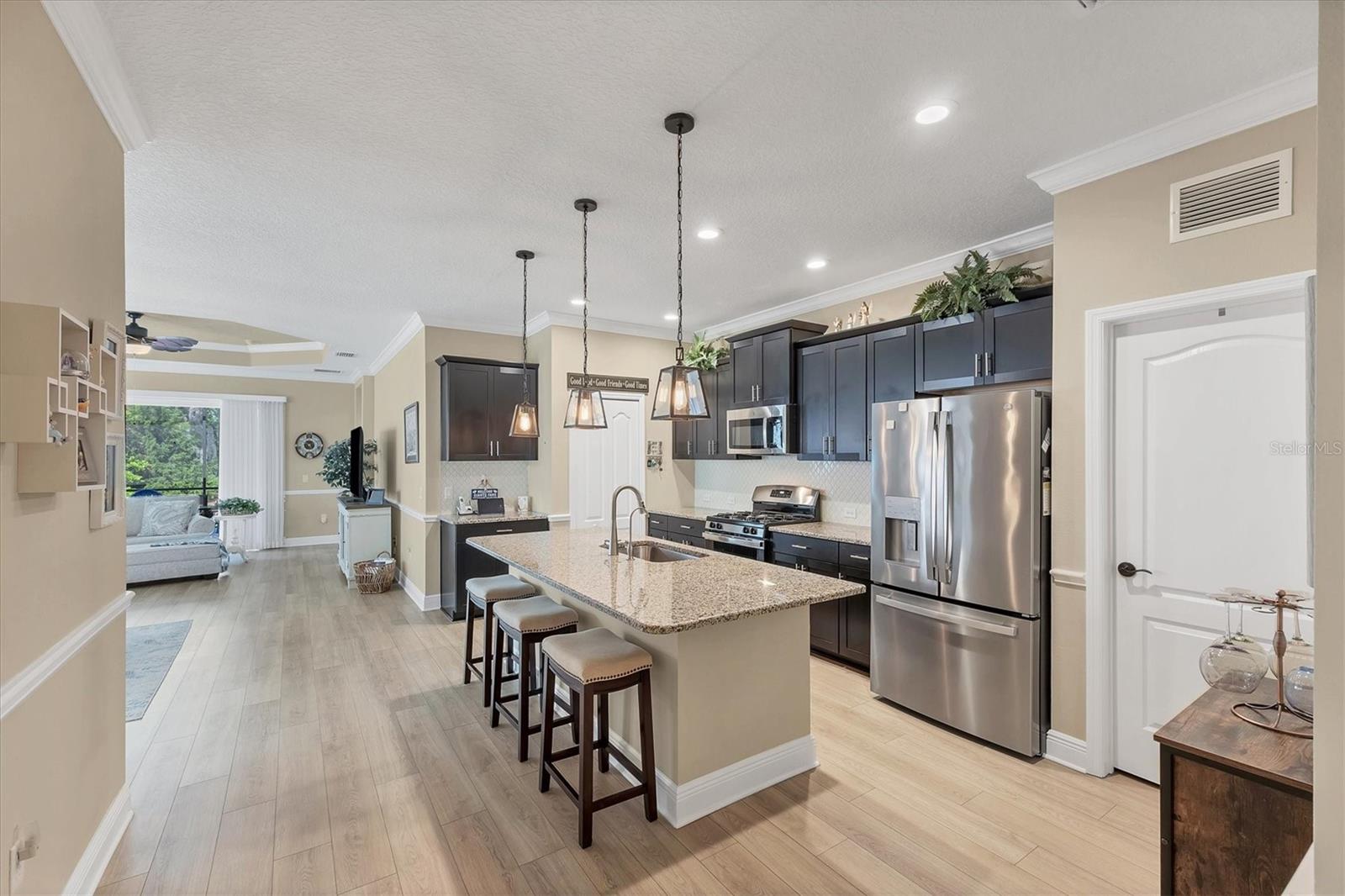 2628 SAPPHIRE BLUE LN