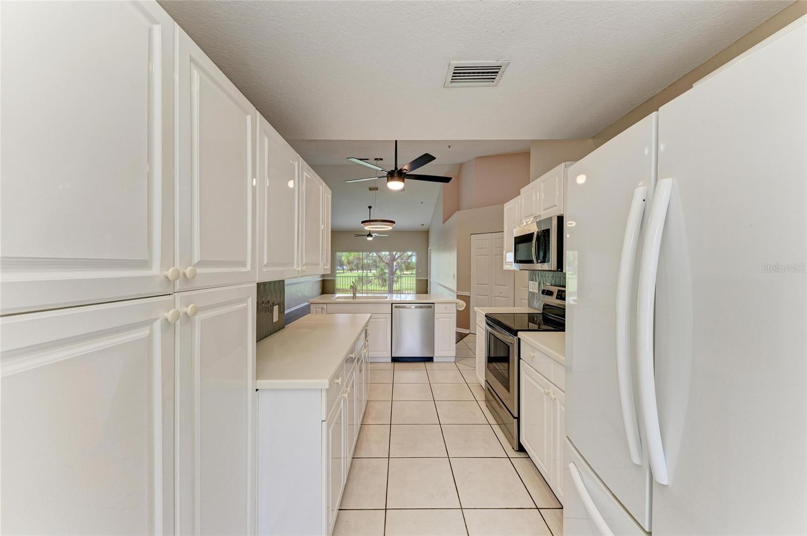 6618 PINEVIEW TER #6618
